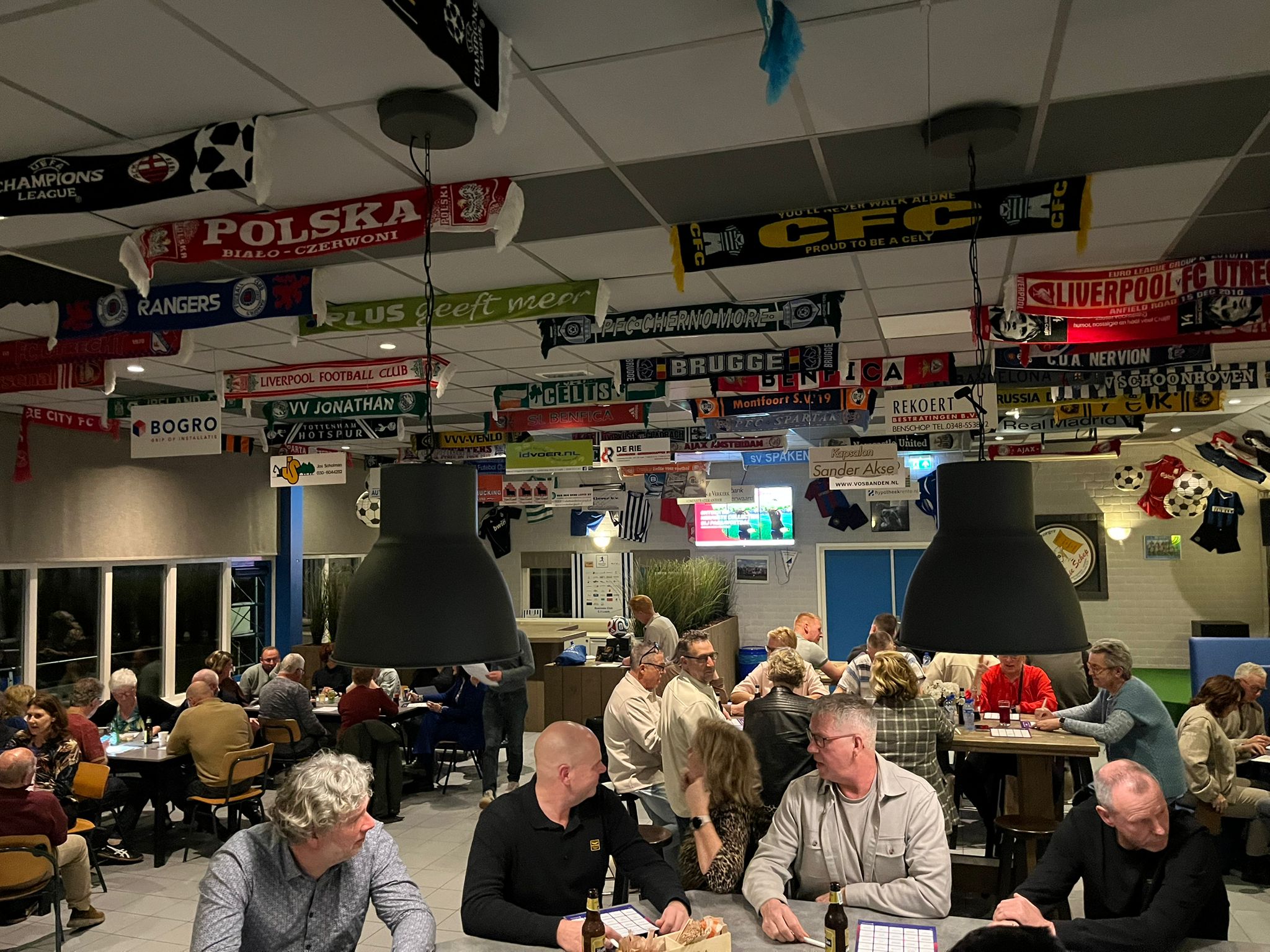 Geslaagde vrijwilligersavond bij S.V. Lopik