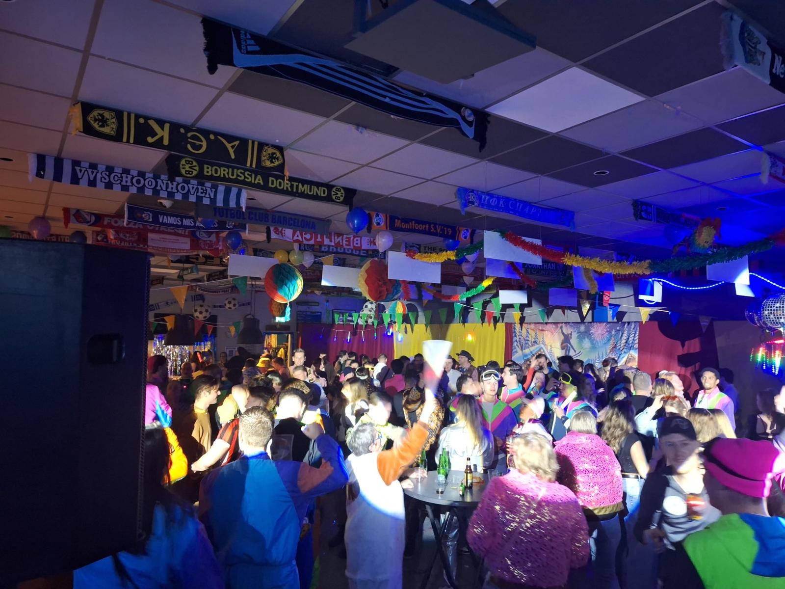 Foute Winterfeest dik geslaagd